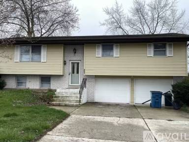 Main picture of 2041 W 96th Pl