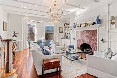 Main picture of 273 Commonwealth Ave