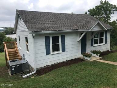 Main picture of 802 S Water St
