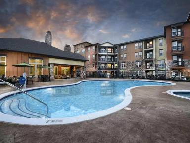 Main picture of Watermark at Jordan Creek