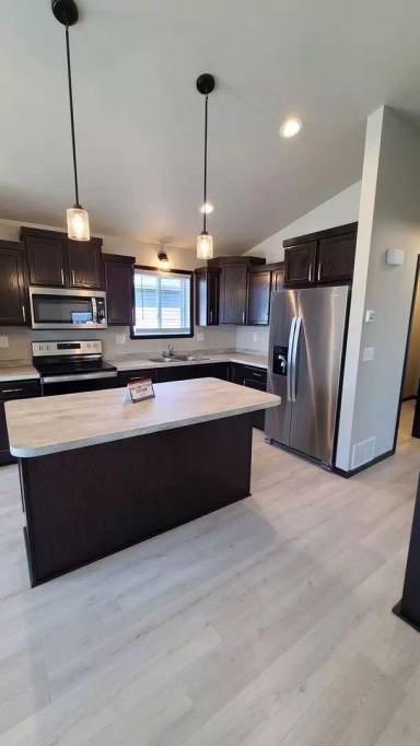 Main picture of 6758 70th Ave S