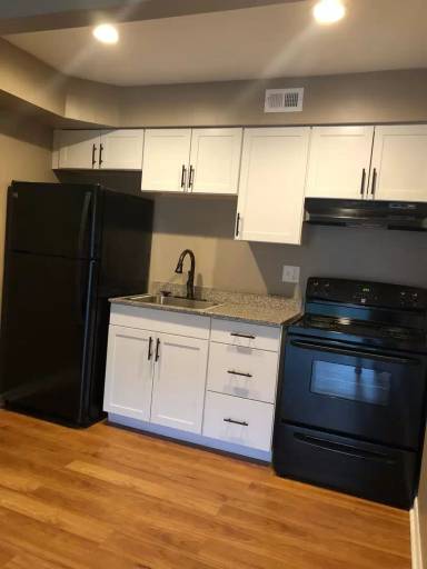Main picture of 1407 Grand Ave