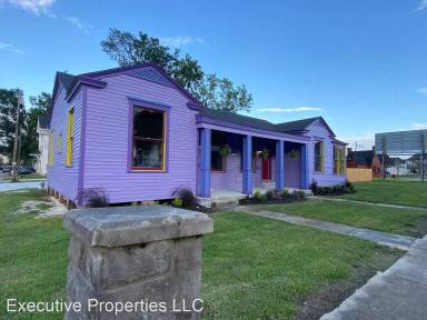 Main picture of 751 Kirkman St