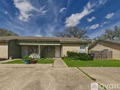 Main picture of 817 San Benito Dr