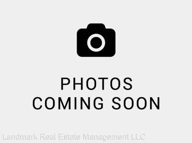 Main picture of 940 Clyde St