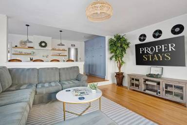 Main picture of 12 Percy St