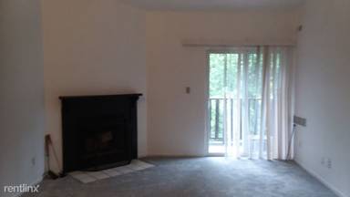 Main picture of 730 Old State Route 32