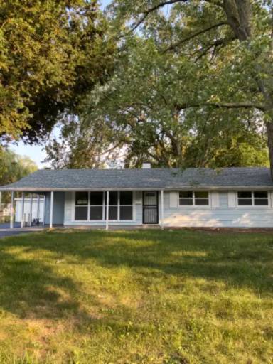 Main picture of 18019 Thomas Ln