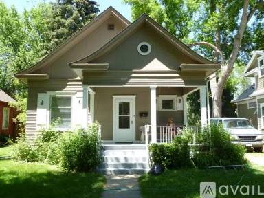 Main picture of 1118 W Mountain Ave