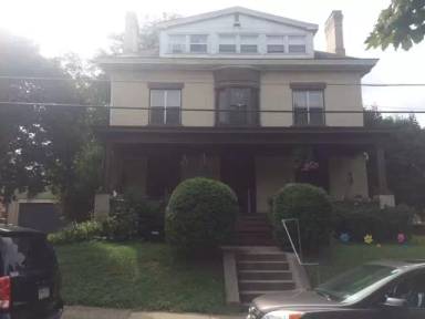 Main picture of 3531 Simen Ave