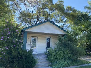 Main picture of 21060 Helle Ave