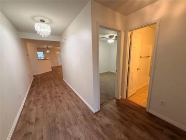 Main picture of 933 Newberry Trl