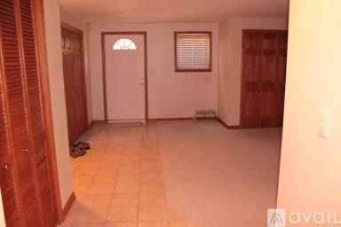 Main picture of 10 Lexington Ct