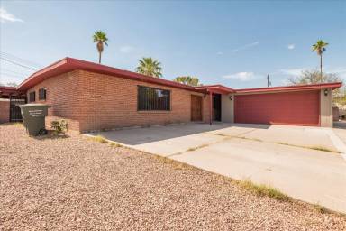 Main picture of 7130 E 30th St