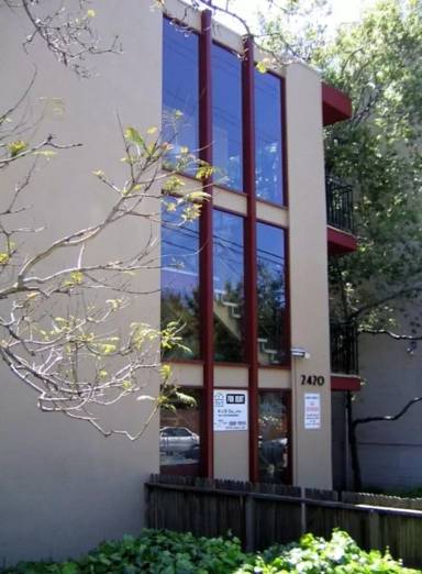 Main picture of 2420 Dwight Way