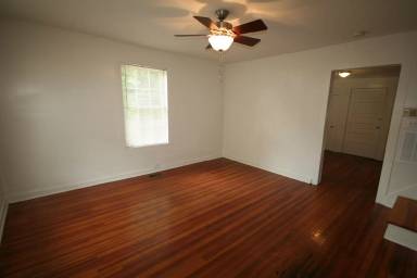 Main picture of 923 Orient St