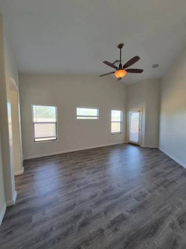 Main picture of 32830 N Cat Hills Ave