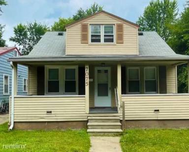 Main picture of 7075 Orchard Ave