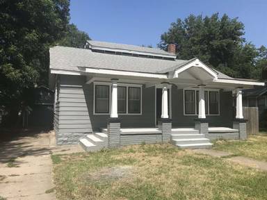 Main picture of 547 N Belmont Ave