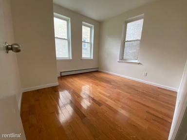 Main picture of 58 Saint Pauls Ave