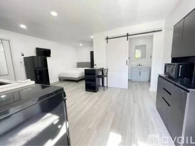 Main picture of 5007 Catalina Ct