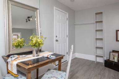 Main picture of 8302 Lake Ave