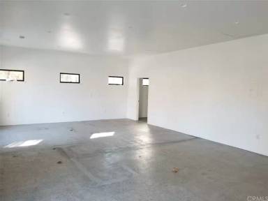 Main picture of 1731 Esplanade
