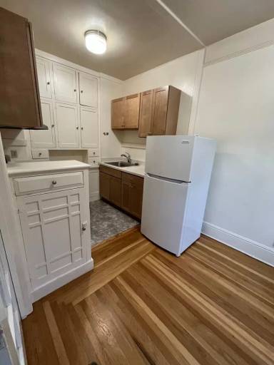 Main picture of 1289 2nd Ave