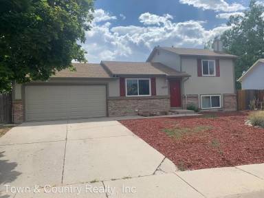 Main picture of 4805 Wineskin Cir