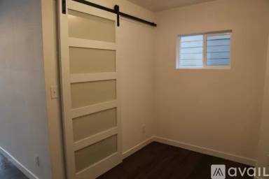 Main picture of 1231 Campbell St
