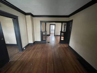 Main picture of 11806 Parkview Ave