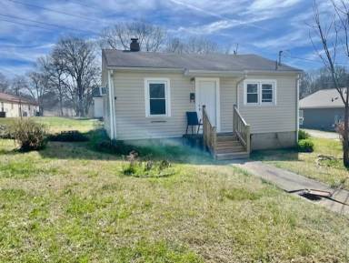 Main picture of 430 S Rhyne St