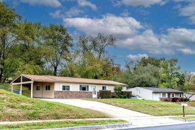 Main picture of 247 Ries Rd