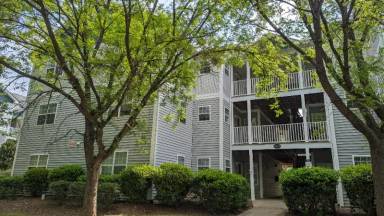 Main picture of University Woods Retreat