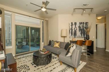 Main picture of Harlow River Oaks