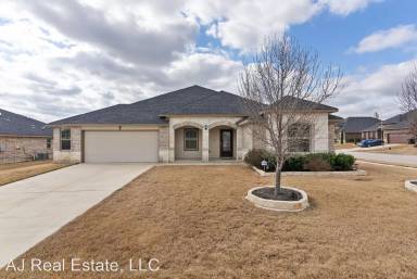 Main picture of 7601 Melanite Dr