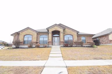 Main picture of 3003 Traditions Dr