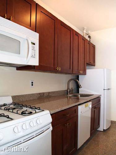 Main picture of 234 E 58th St