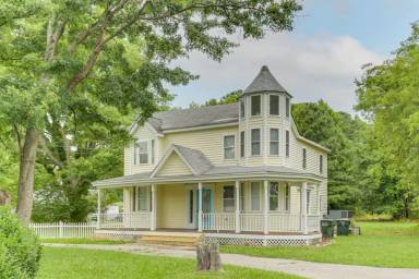 Main picture of 1302 Dare Rd