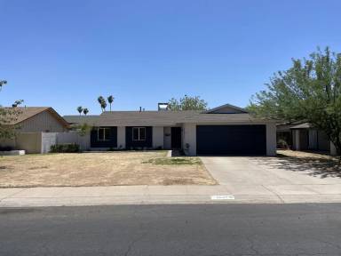 Main picture of 3529 W Acapulco Ln