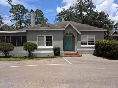 Main picture of 1714 Belle Vue Way
