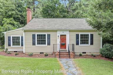 Main picture of 707 Monumental Ave