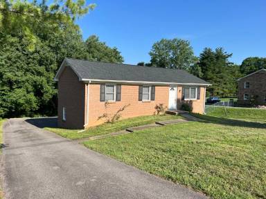 Main picture of 1318 Courtney Dr