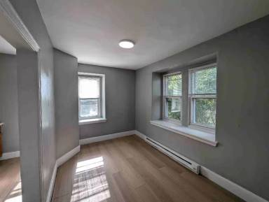 Main picture of 5000 Penn St