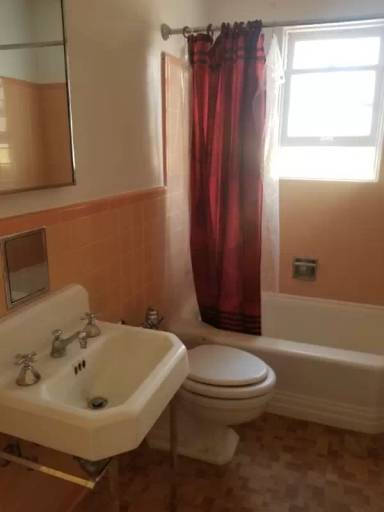 Main picture of 264 Galen St