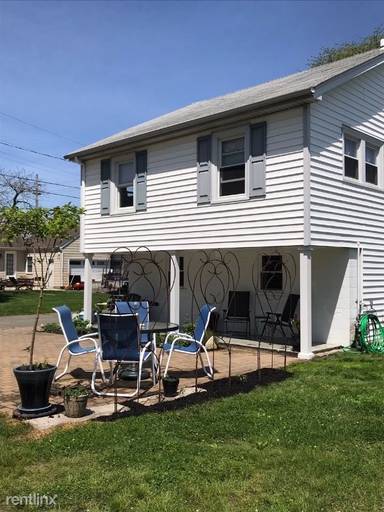 Main picture of 303 Trenton Ave