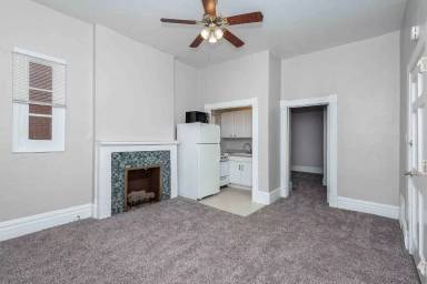 Main picture of 1325 N Corona St