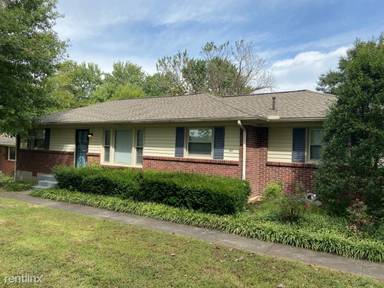 Main picture of 2424 Dundee Ln