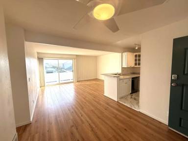 Main picture of 336 Larkspur Plaza Dr
