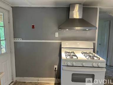 Main picture of 1 Tarkiln Rd